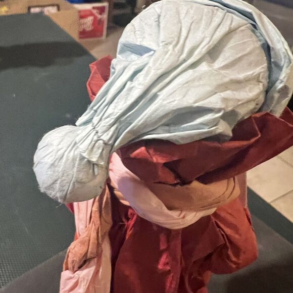 APEX Paper Mache Christmas Carolers Young Lady Red Dickens Vtg Holiday Decor - Picture 3 of 15